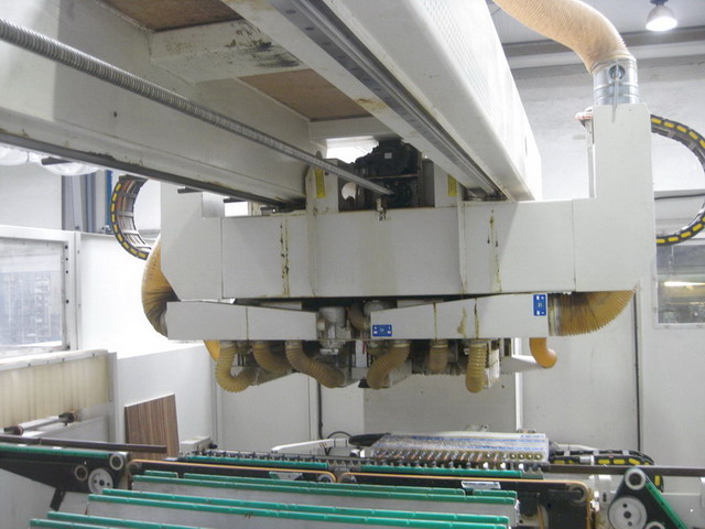 PERCEUSE AU DEFILE - MORBIDELLI (SCM Group) - Sofit