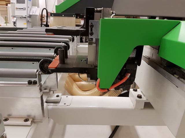 CENTRE D'USINAGE C.N.C. - BIESSE - Sofit