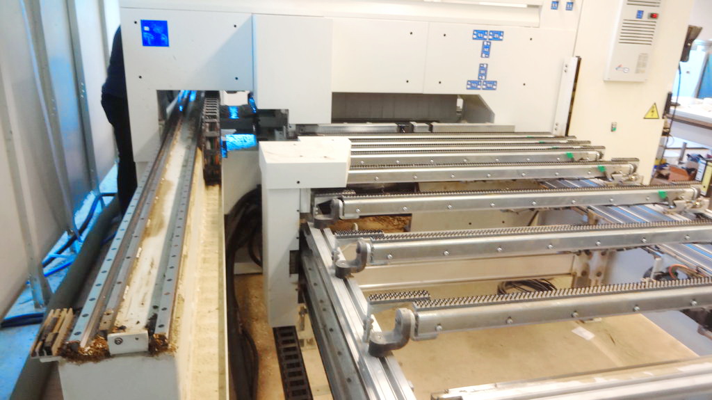CENTRE D'USINAGE C.N.C. - MORBIDELLI (SCM Group) - Sofit
