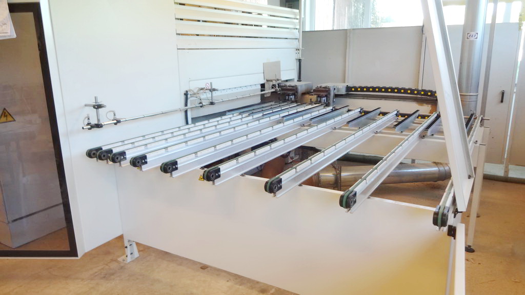 CENTRE D'USINAGE C.N.C. - MORBIDELLI (SCM Group) - Sofit