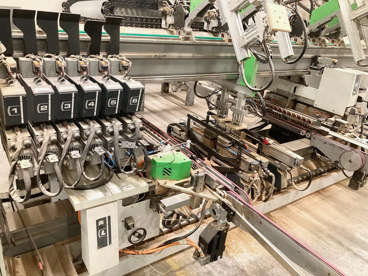 PERCEUSE (LIGNE AUTOMATIQUE DE PERCAGE) - BIESSE - Sofit