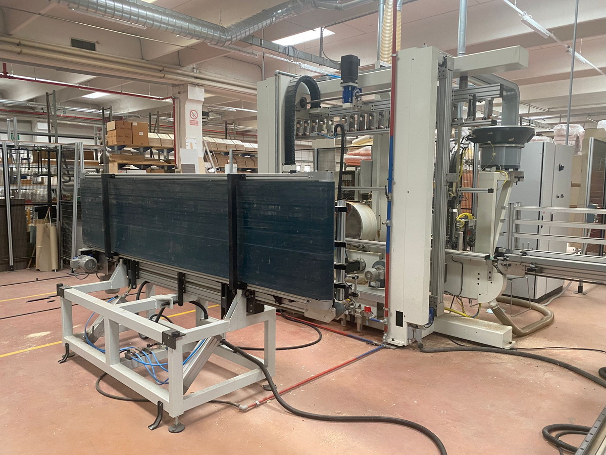 CENTRE D'USINAGE C.N.C. - REM (SCM Group) - Sofit