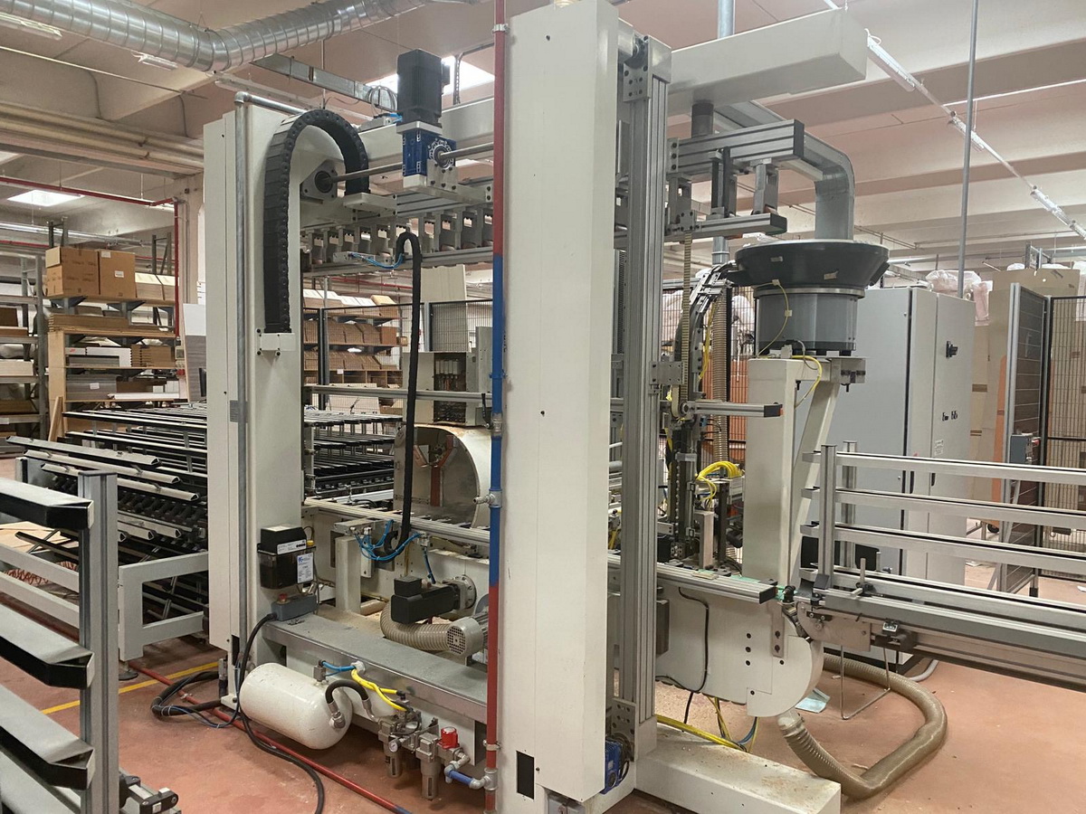 CENTRE D'USINAGE C.N.C. - REM (SCM Group) - Sofit