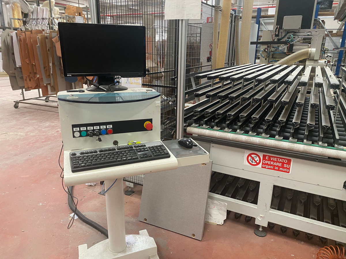 CENTRE D'USINAGE C.N.C. - REM (SCM Group) - Sofit