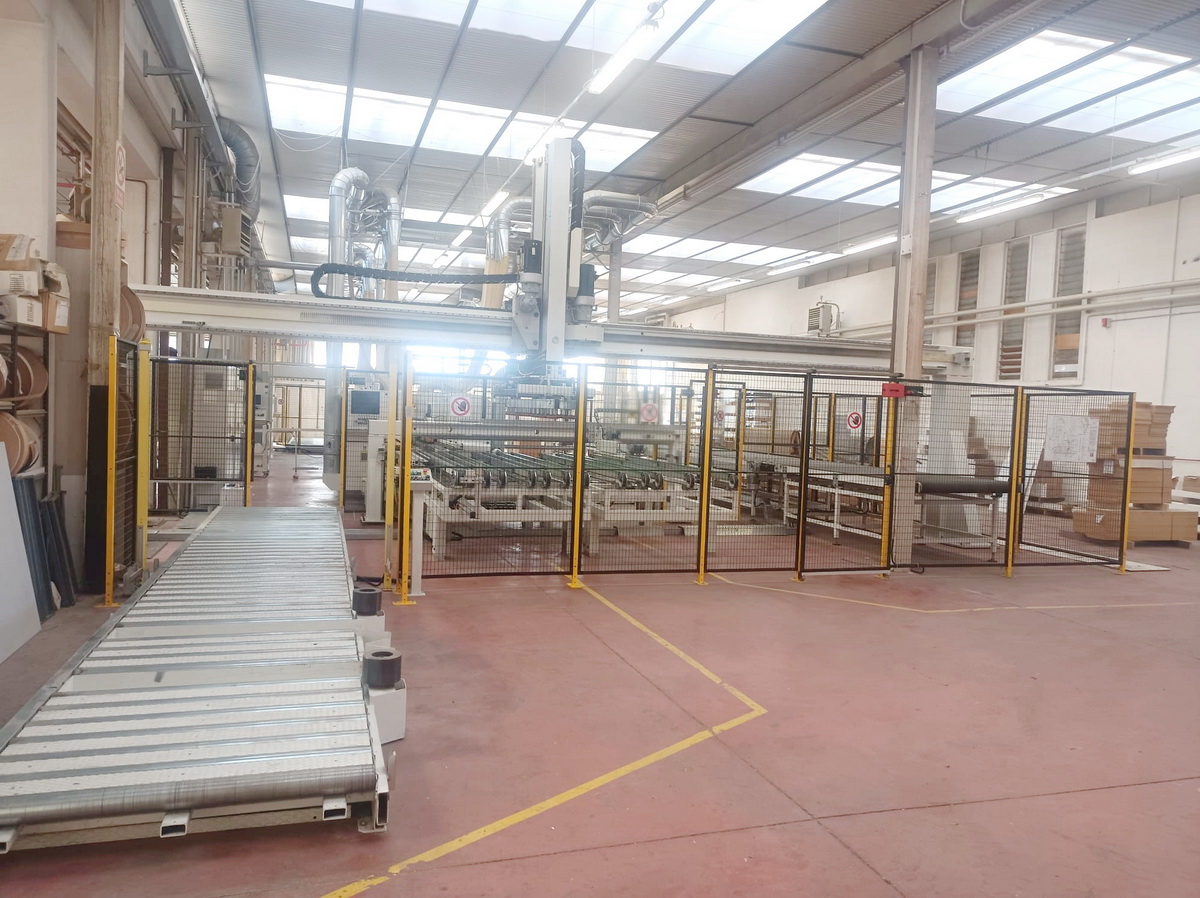 FACONNEUSE-PLAQUEUSE (LIGNE de Façonnage-Placage Monolaterale) - STEFANI (SCM Group)  - Sofit