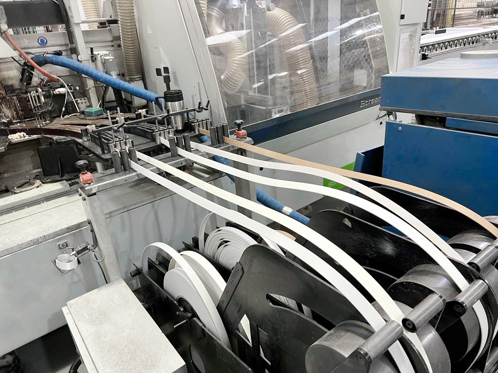 FACONNEUSE-PLAQUEUSE (LIGNE 4-COTES  de FACONNAGE-PLAQUAGE de CHANTS) - BIESSE + RBO - Sofit