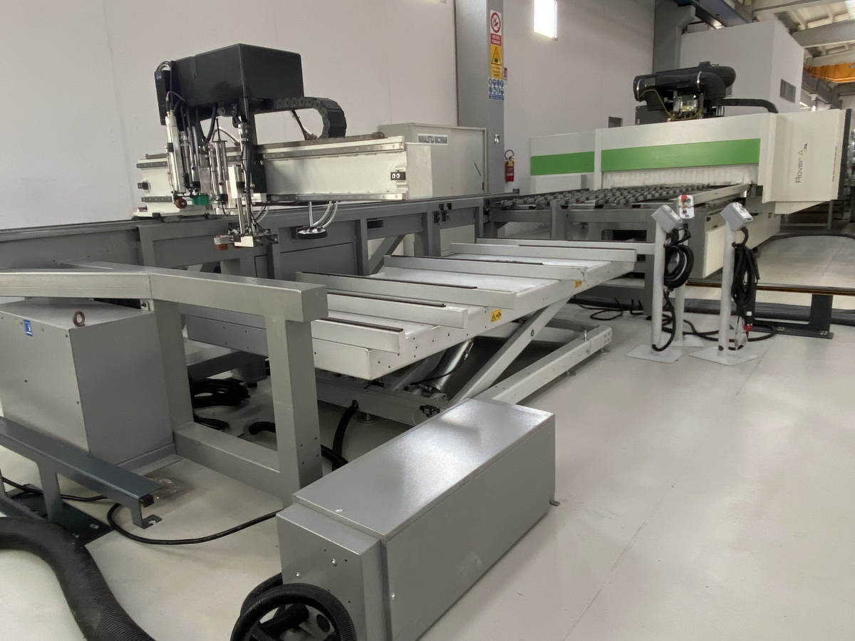 CENTRE D'USINAGE C.N.C. - BIESSE - Sofit