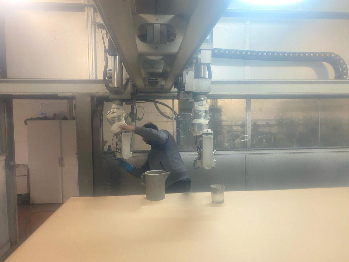 LINEA DI VERNICIATURA - VD + SUPERFICI - Sofit
