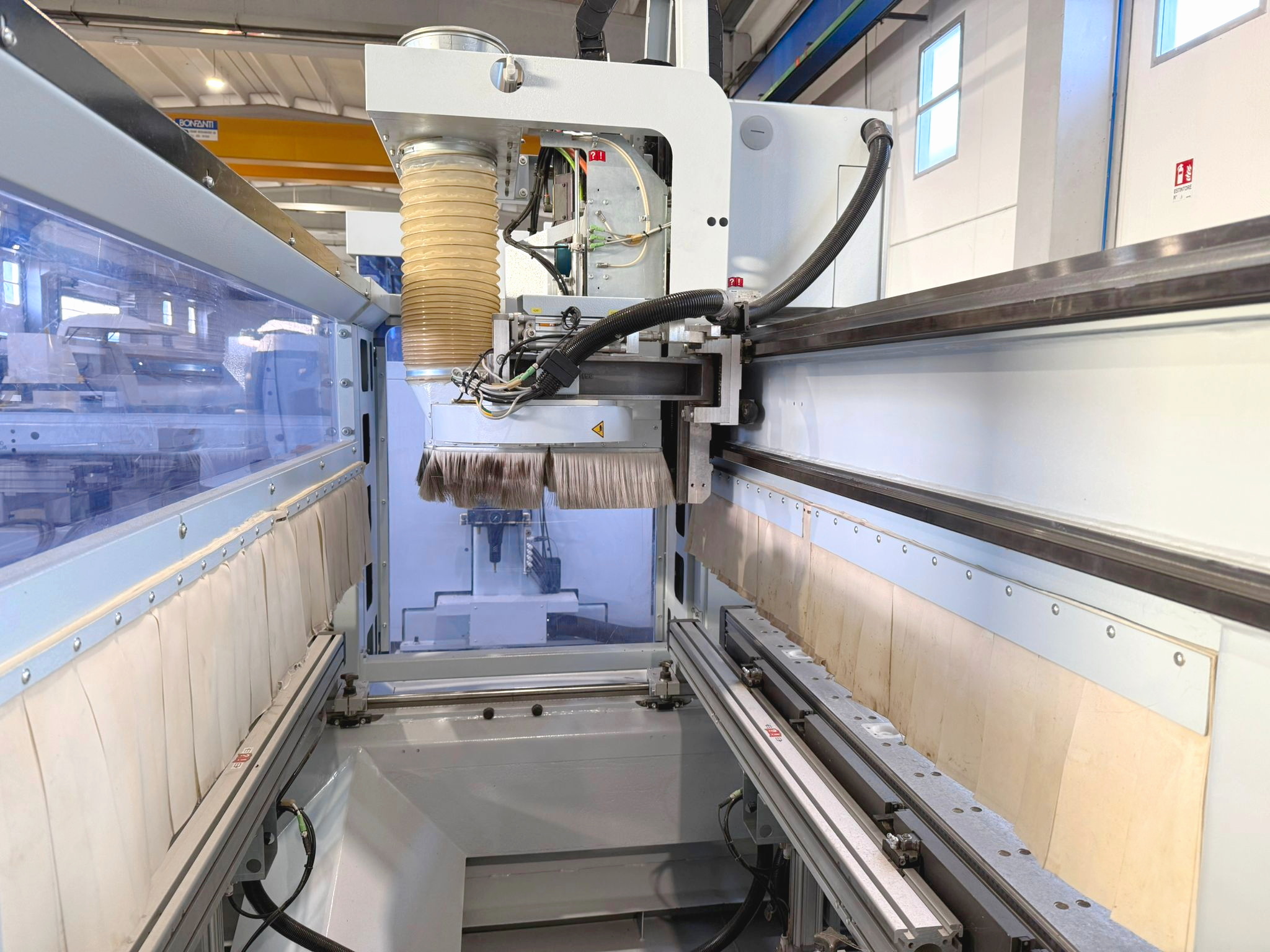 CENTRE D'USINAGE C.N.C. - WEEKE (HOMAG Group) - Sofit