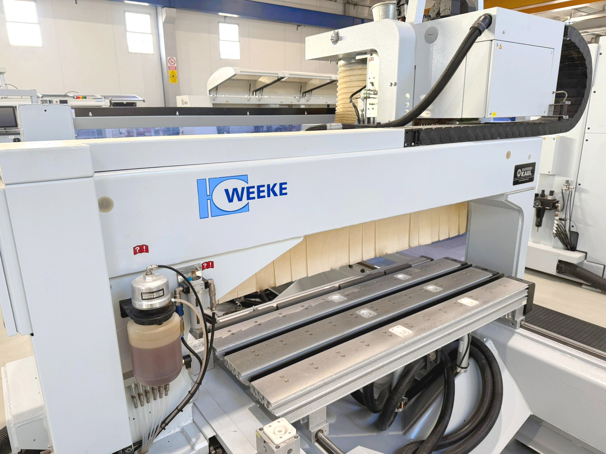 CENTRE D'USINAGE C.N.C. - WEEKE (HOMAG Group) - Sofit