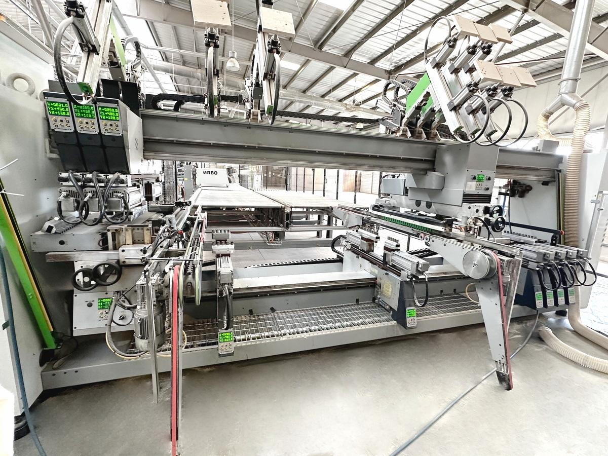 PERCEUSE (LIGNE AUTOMATIQUE DE PERCAGE) - BIESSE + RBO (BIESSE Group) - Sofit