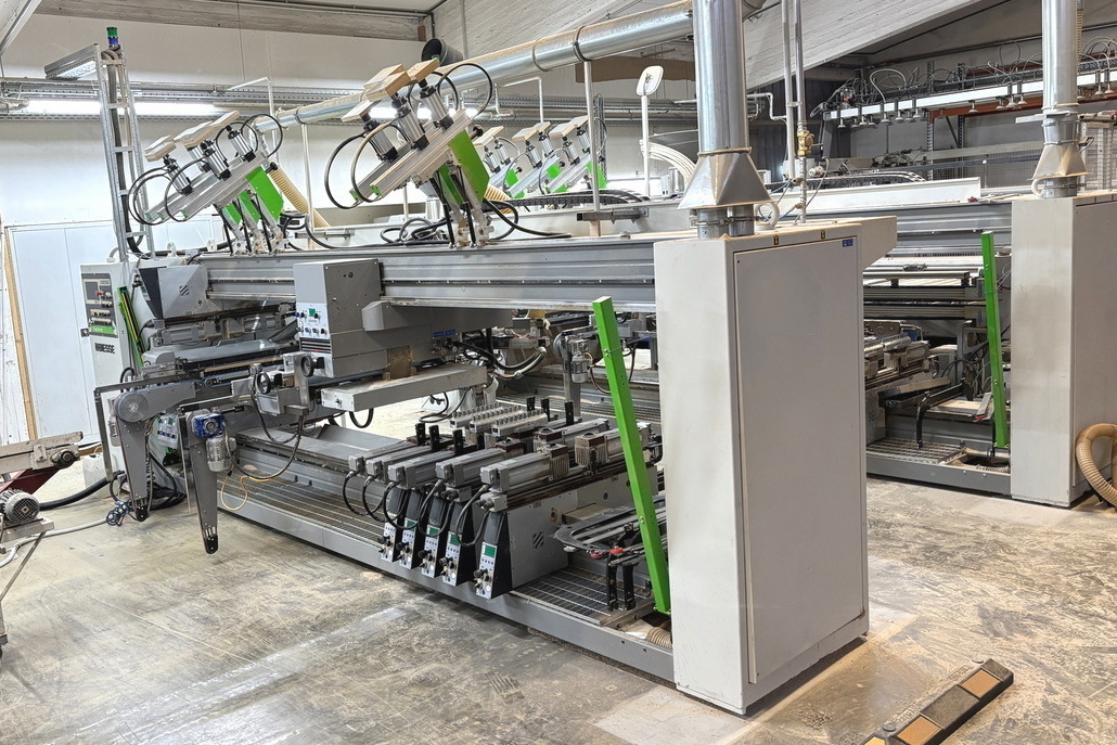PERCEUSE (LIGNE AUTOMATIQUE DE PERCAGE) - BIESSE - Sofit