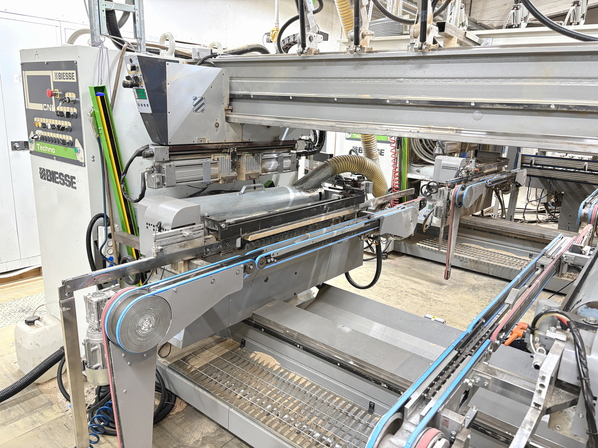 PERCEUSE (LIGNE AUTOMATIQUE DE PERCAGE) - BIESSE - Sofit