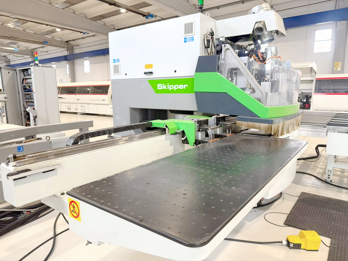 CENTRE D'USINAGE C.N.C. - BIESSE - Sofit