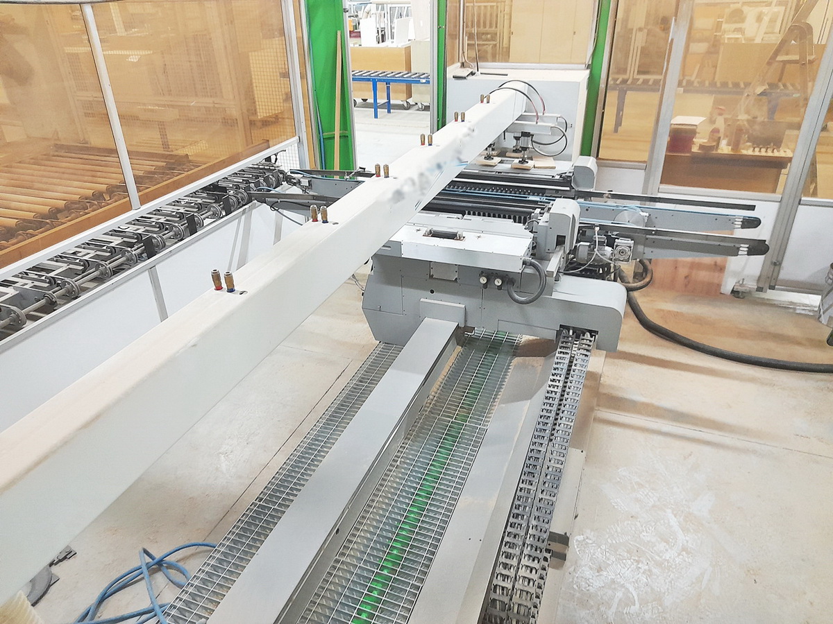 PERCEUSE AU DEFILE - BIESSE - Sofit