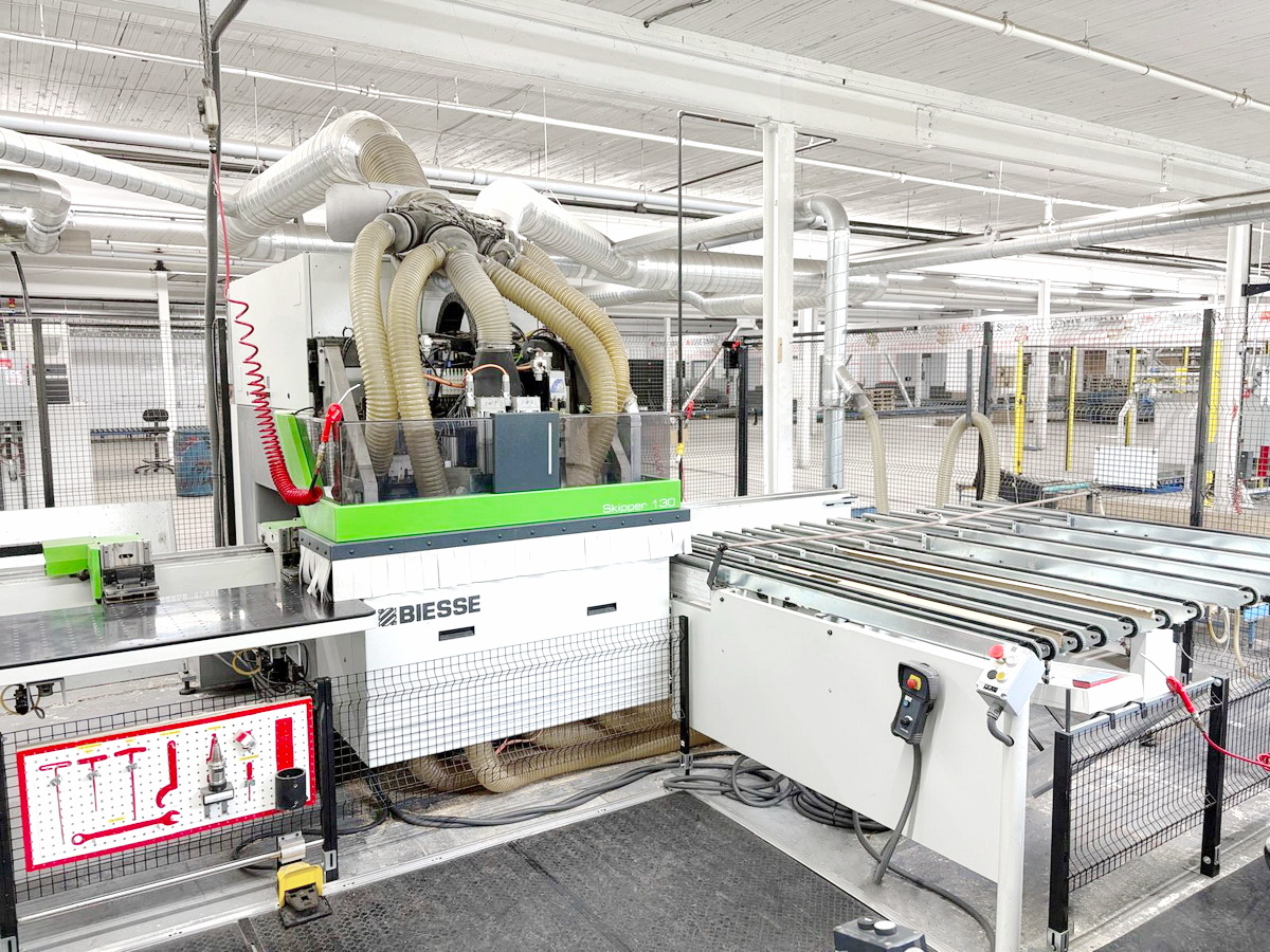 CENTRE D'USINAGE C.N.C. - BIESSE - Sofit