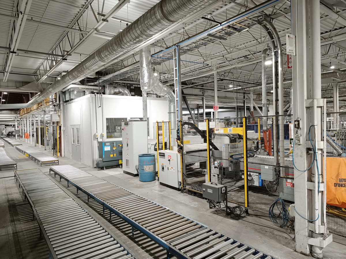 LINEA DI VERNICIATURA - GIARDINA + PROJECTA + DOUCET - Sofit