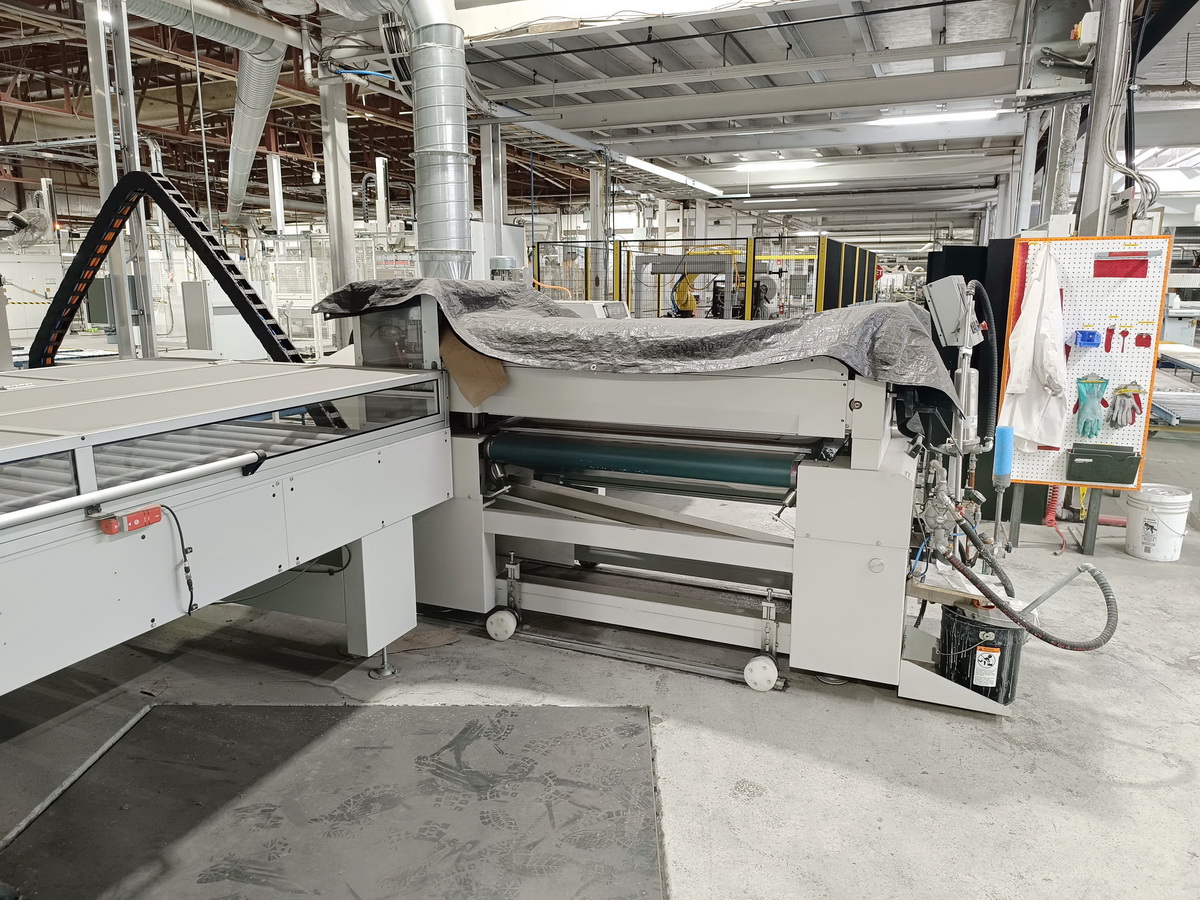 LINEA DI VERNICIATURA - GIARDINA + PROJECTA + DOUCET - Sofit
