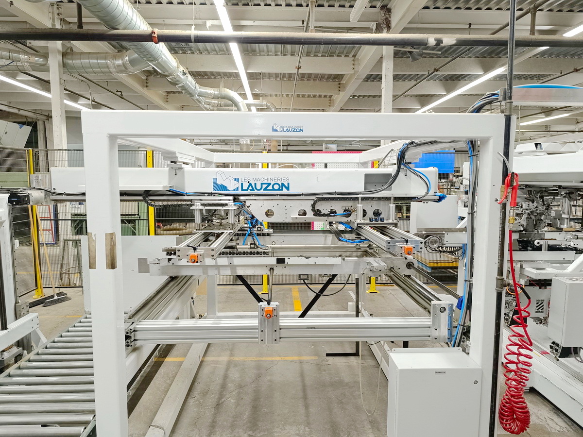 PERCEUSE (LIGNE AUTOMATIQUE DE PERCAGE) - LAUZON - Sofit